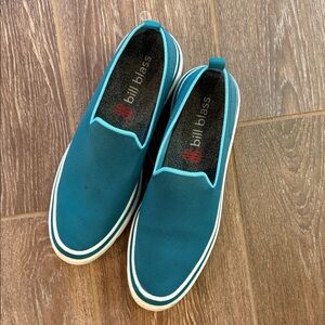 Bill Blass Women’s Sutton Knit Sneaker